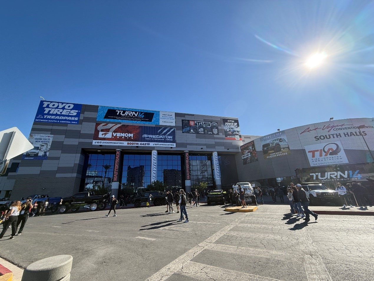 拉斯維加斯國(guó)際改裝車(chē)展覽會(huì)1